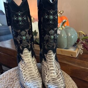 Lucchese Registered 97830 Snakeskin Cowboy Boots 8.5M Last 56 Cross Inlay Blk/Wh